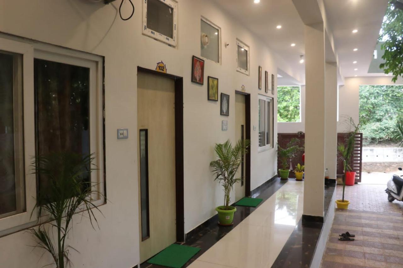 Green Hub Pushkar Villa Bagian luar foto
